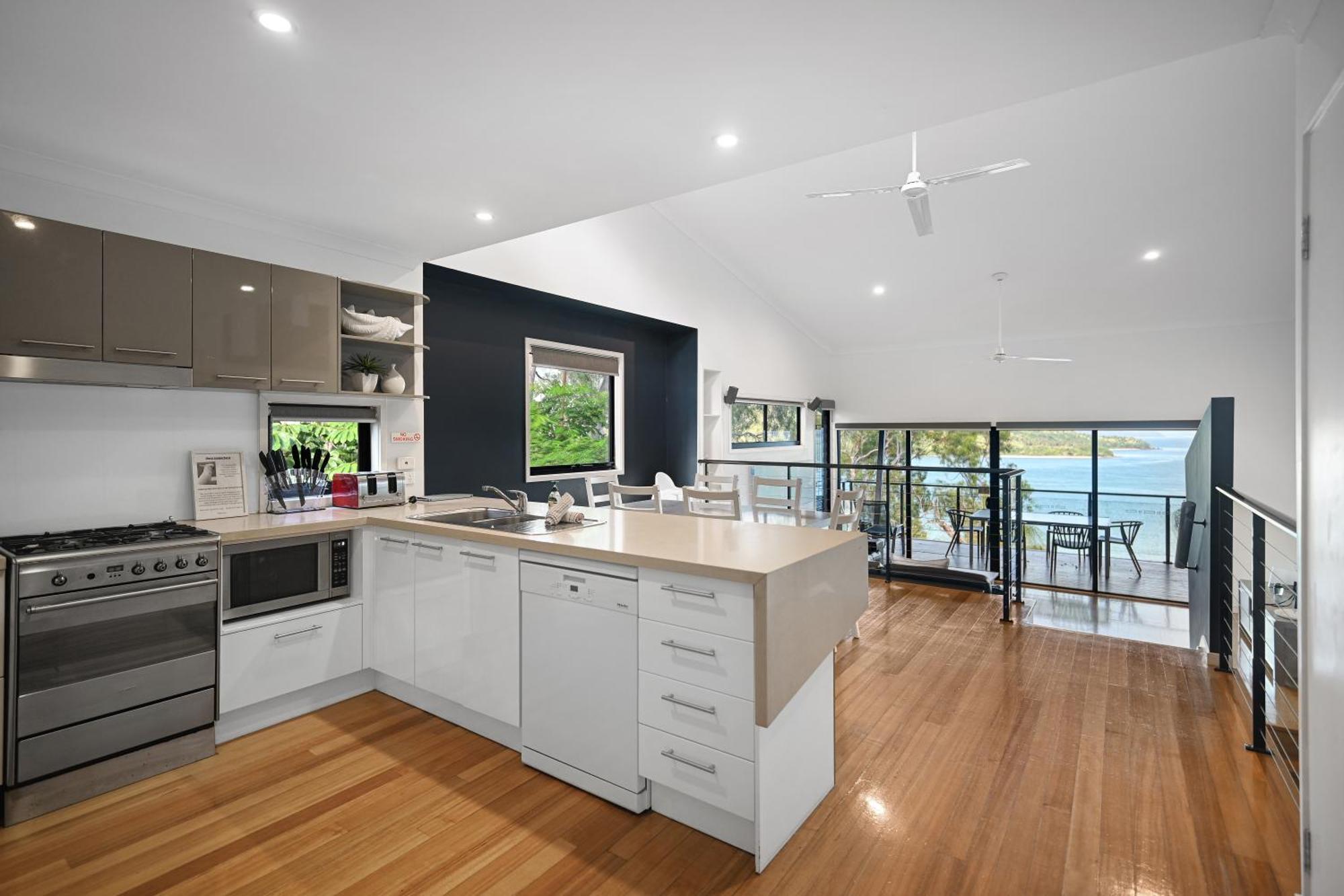 Shorelines Hamilton Island Exterior foto